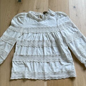 Wyze White Lace Women's Top